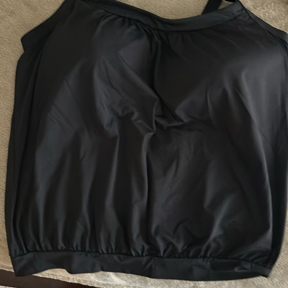 Lands End  Chlorine Resistant Blouson Tankini with built in bra size 14DD - Picture 8 of 9